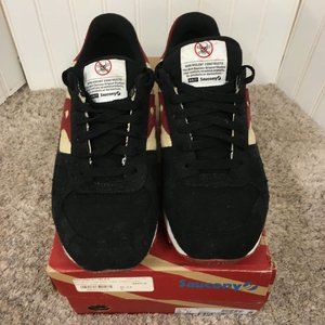 Saucony Black/Red Vegan Shadow Original Size US 9.5, 70138-1